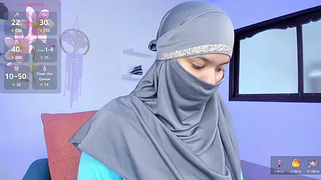 Snapshot of saray_halam chatting on October 24, 2025, 6:04 pm saray halam online show from October 24, 2025, 6:04 pm