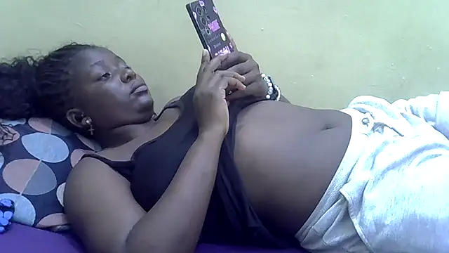 Snapshot of Harrisamor chatting on October 16, 2025, 6:47 am Harrisamor online show from October 16, 2025, 6:47 am