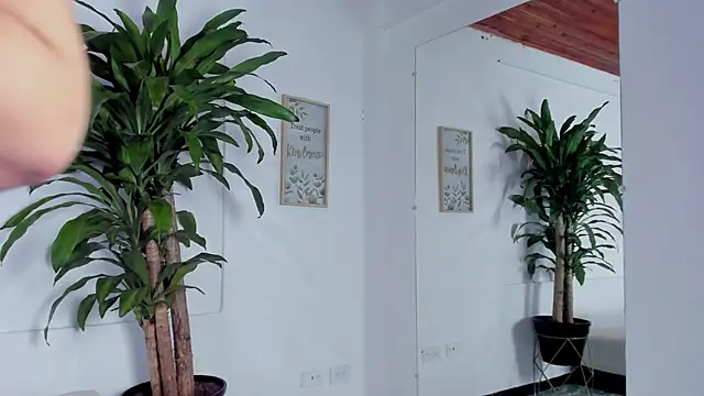 Meli Meli online show from February 28, 2025, 4:43 am