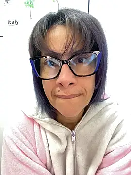 Goddess-Love- online show from April 24, 2026, 9:34 am