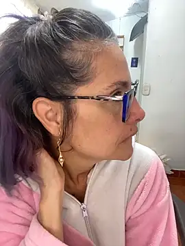 Goddess-Love- online show from May 6, 2026, 11:15 am