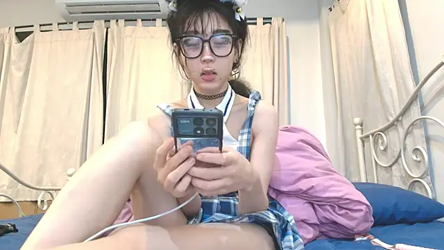 seo yeon  online show from January 13, 2025, 3:26 pm