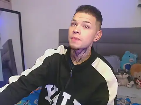 Snapshot of MarceloMilk chatting on October 11, 2025, 5:50 am MarceloMilk online show from October 11, 2025, 5:50 am