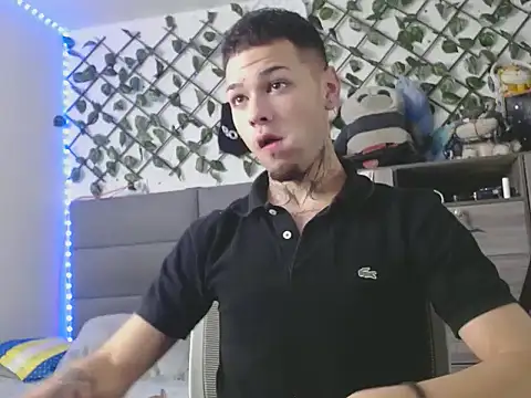 Snapshot of MarceloMilk chatting on October 29, 2025, 4:37 am MarceloMilk online show from October 29, 2025, 4:37 am