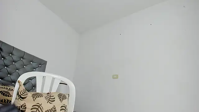 Amir mikelsen online show from January 7, 2025, 6:45 pm