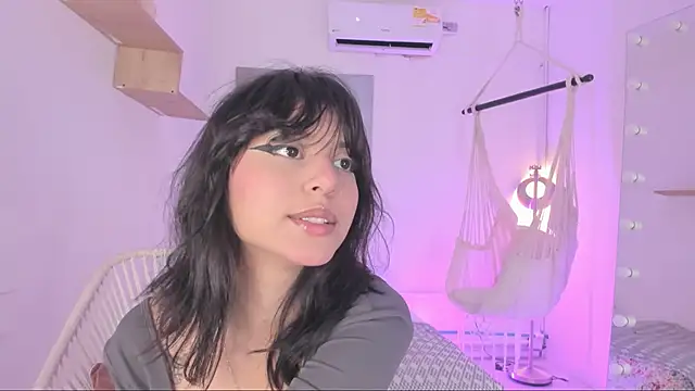 tamara aluna online show from March 13, 2025, 12:13 pm