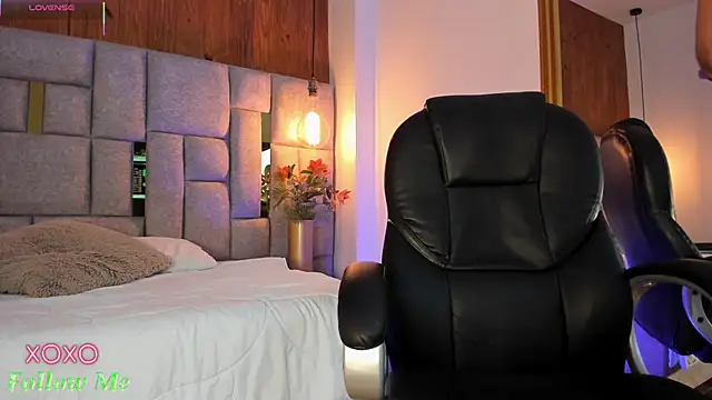 Saori newman online show from March 19, 2025, 12:01 pm