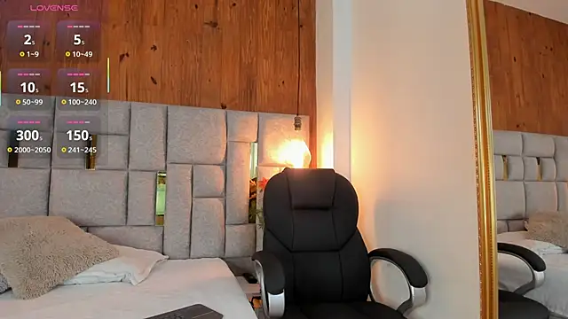 Saori newman online show from September 30, 2025, 11:59 am