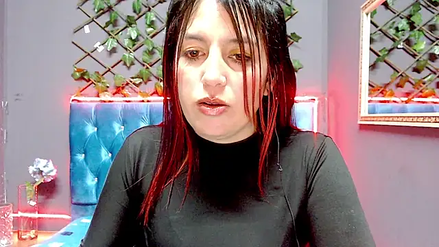 Snapshot of IVY_FOX chatting on December 9, 2024, 6:55 am IVY FOX online show from December 9, 2024, 6:55 am