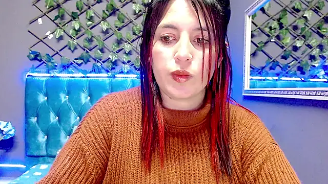 Snapshot of IVY_FOX chatting on December 10, 2024, 4:56 am IVY FOX online show from December 10, 2024, 4:56 am