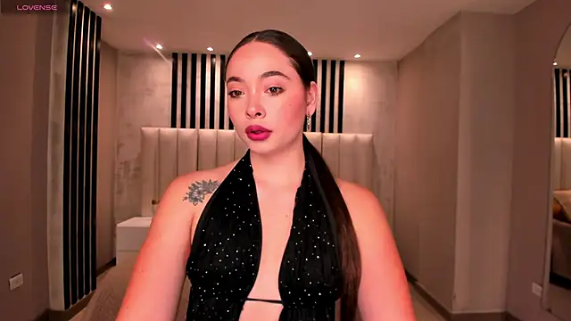 AlinaKravitz online show from January 8, 2026, 11:45 am