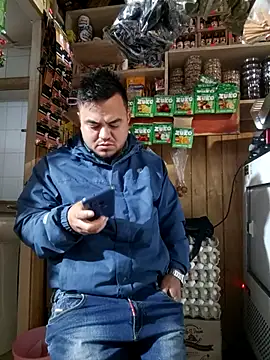 Snapshot of TheBriiaand30 chatting on October 6, 2025, 2:36 pm TheBriiaand30 online show from October 6, 2025, 2:36 pm