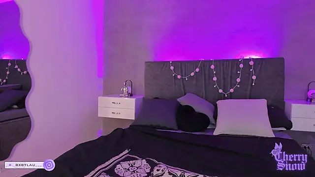 Snapshot of _cherrysnow chatting on October 7, 2025, 5:37 am  cherrysnow online show from October 7, 2025, 5:37 am