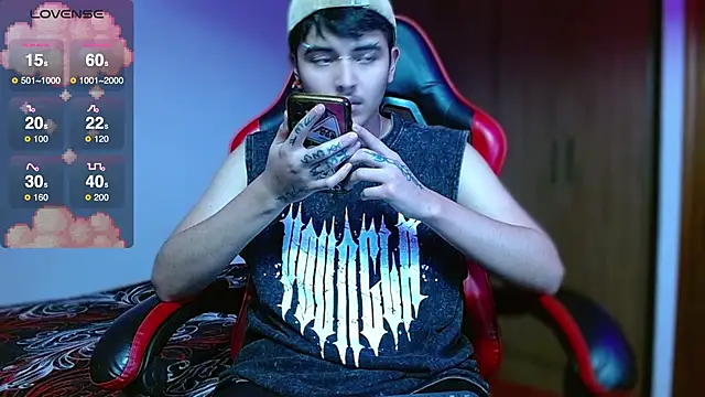 Snapshot of Hgp3riodictabl3 chatting on November 5, 2025, 12:32 am Hgp3riodictabl3 online show from November 5, 2025, 12:32 am