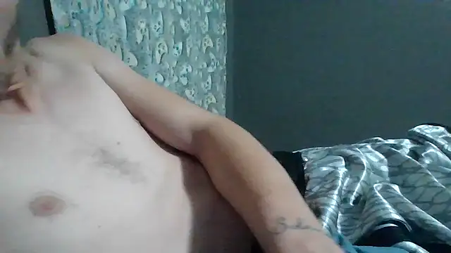 bigdickbisexual33 online show from December 8, 2024, 2:07 am