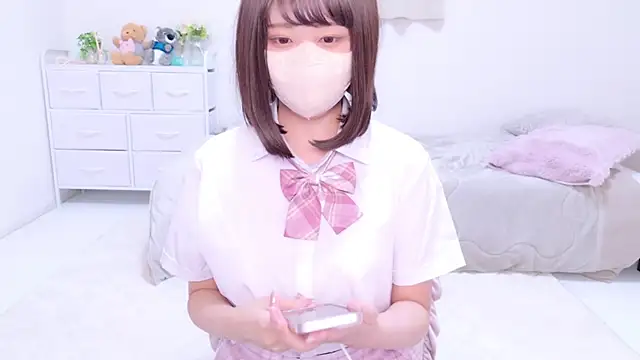 Snapshot of aki_zzz chatting on December 8, 2024, 11:14 am aki zzz online show from December 8, 2024, 11:14 am