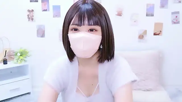 Snapshot of aki_zzz chatting on October 6, 2025, 5:49 am aki zzz online show from October 6, 2025, 5:49 am