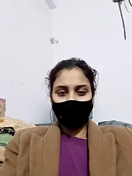 magicmoment00786 online show from January 7, 2025, 3:44 pm