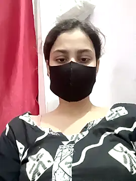 magicmoment00786 online show from October 24, 2025, 2:02 pm