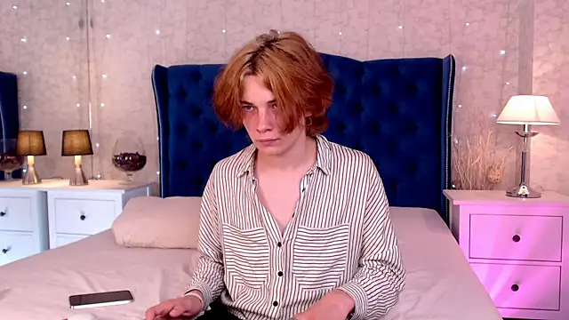 iwillfall online show from September 16, 2025, 9:27 pm