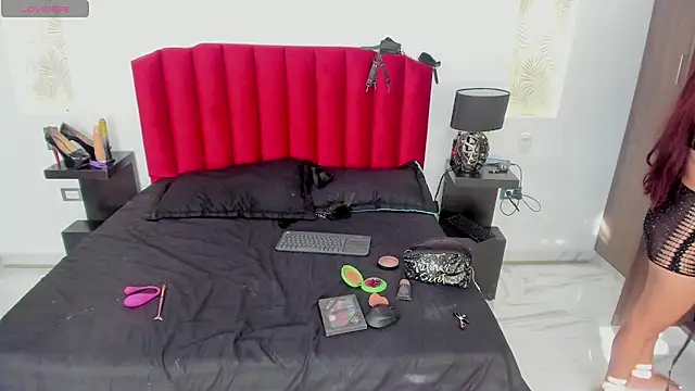 Violeta Roa online show from January 10, 2025, 9:42 pm