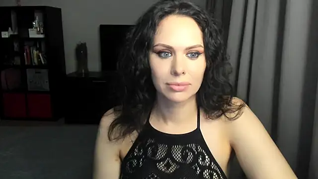 MollyCheiz online show from December 3, 2024, 11:13 pm