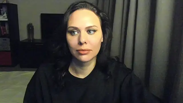 MollyCheiz online show from February 7, 2025, 8:31 pm