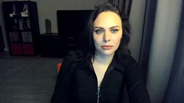 MollyCheiz online show from February 17, 2025, 10:25 pm