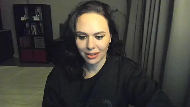MollyCheiz online show from March 5, 2025, 4:46 pm