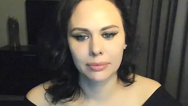 MollyCheiz online show from March 19, 2025, 5:50 pm