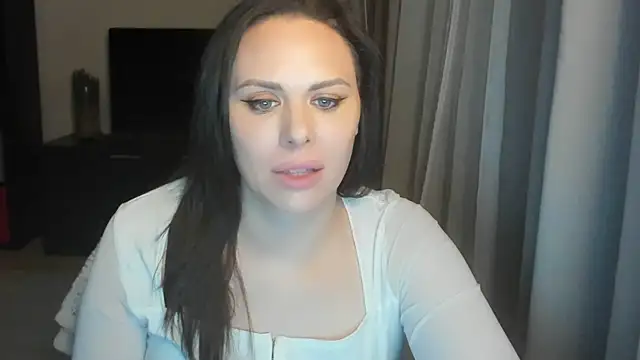 Snapshot of MollyCheiz chatting on March 27, 2026, 7:13 pm MollyCheiz online show from March 27, 2026, 7:13 pm