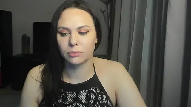 Snapshot of MollyCheiz chatting on March 28, 2026, 11:26 pm MollyCheiz online show from March 28, 2026, 11:26 pm