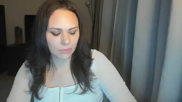 Snapshot of MollyCheiz chatting on March 29, 2026, 8:53 pm MollyCheiz online show from March 29, 2026, 8:53 pm