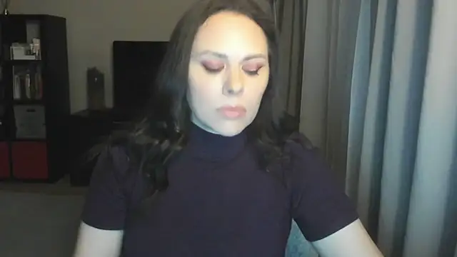 Snapshot of MollyCheiz chatting on April 11, 2026, 6:01 pm MollyCheiz online show from April 11, 2026, 6:01 pm