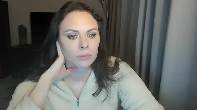 Snapshot of MollyCheiz chatting on April 25, 2026, 7:22 pm MollyCheiz online show from April 25, 2026, 7:22 pm