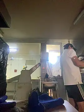 Adan69x online show from February 5, 2026, 4:00 pm