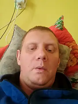 Snapshot of Osmon chatting on January 6, 2025, 12:46 pm Osmon online show from January 6, 2025, 12:46 pm