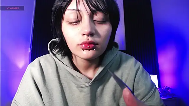 Snapshot of honney_dark chatting on January 11, 2025, 6:24 am honney dark online show from January 11, 2025, 6:24 am