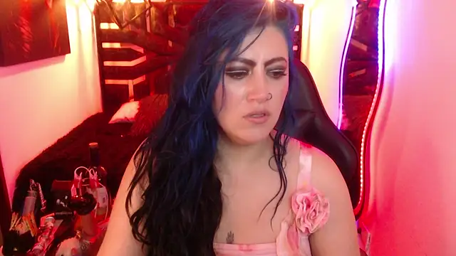 scarleth blue online show from April 23, 2026, 3:19 am
