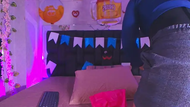 canela oss online show from September 24, 2025, 11:57 am