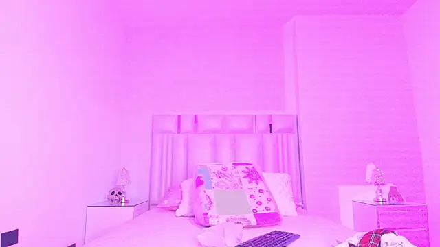 canela oss online show from October 31, 2025, 12:06 pm