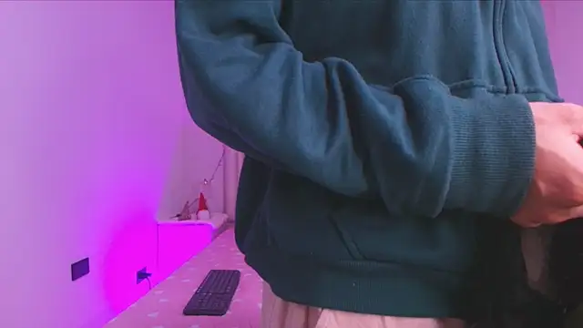 canela oss online show from December 17, 2025, 12:00 pm