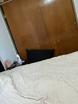 Snapshot of Macadiez10 chatting on October 6, 2025, 2:58 pm Macadiez10 online show from October 6, 2025, 2:58 pm