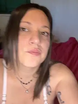 Snapshot of Macadiez10 chatting on October 12, 2025, 1:43 pm Macadiez10 online show from October 12, 2025, 1:43 pm