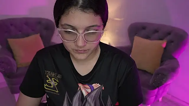 Camilaa bueno online show from November 30, 2025, 1:31 am