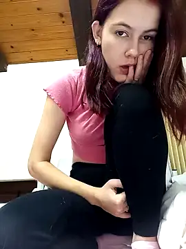 ella grays online show from December 19, 2024, 12:12 pm