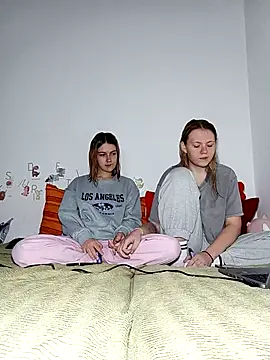 ella grays online show from March 15, 2026, 6:36 pm