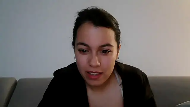 Snapshot of AmaraBella69 chatting on December 10, 2024, 9:54 pm AmaraBella69 online show from December 10, 2024, 9:54 pm
