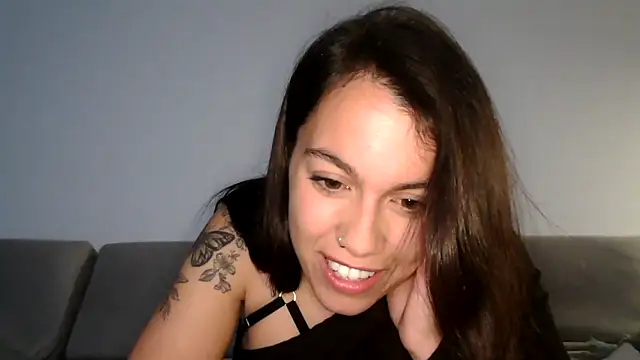 Snapshot of AmaraBella69 chatting on December 11, 2024, 10:27 pm AmaraBella69 online show from December 11, 2024, 10:27 pm