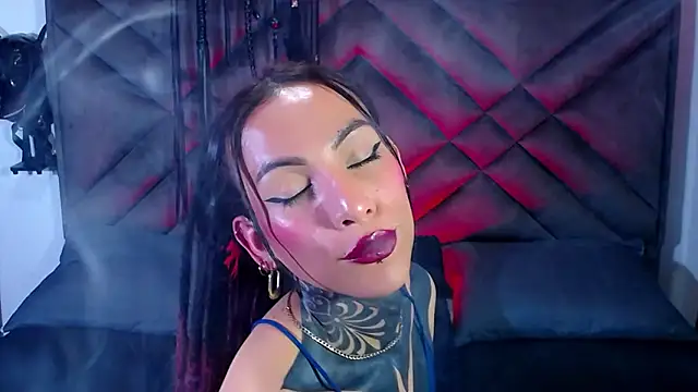 Snapshot of venus_goldenblack chatting on December 3, 2024, 11:01 am venus goldenblack online show from December 3, 2024, 11:01 am